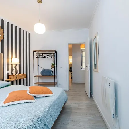 Renov Nov24 Clerigos Premium With Self Check In Apartment Porto Exterior photo